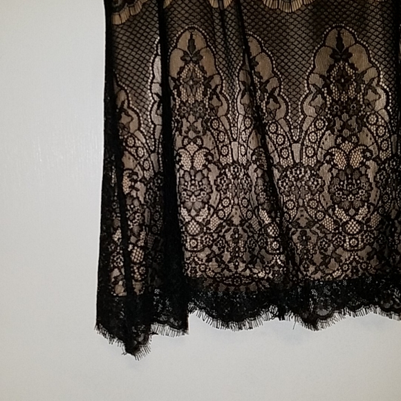 Black lace dress - Picture 5 of 6
